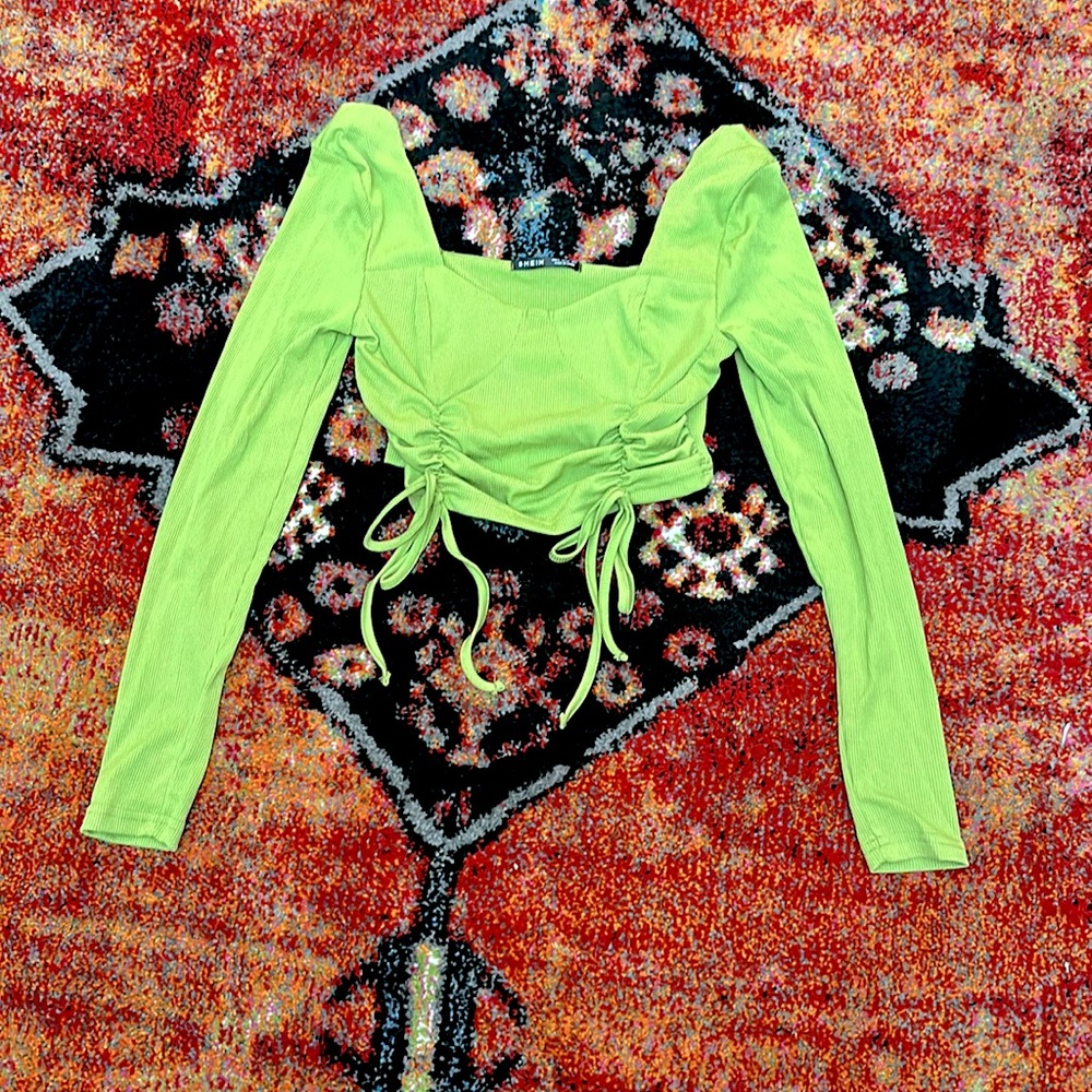 Long sleeve rushed crop top nwot small